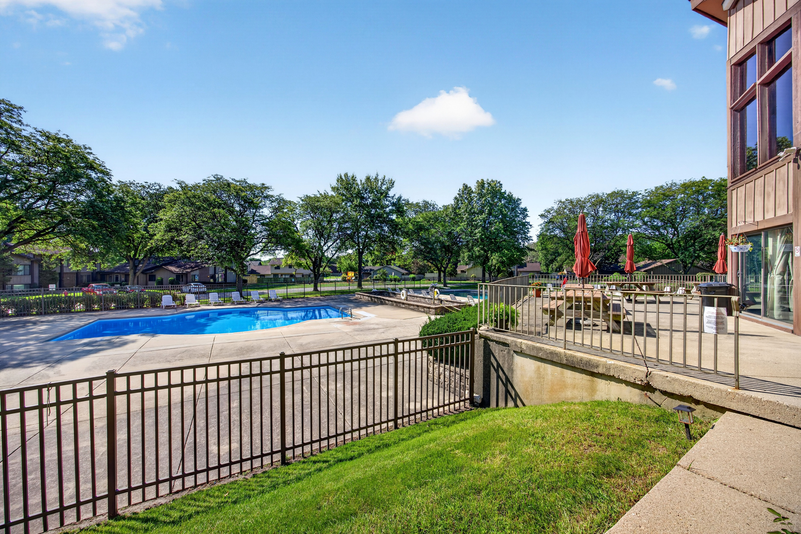 main property photo 65