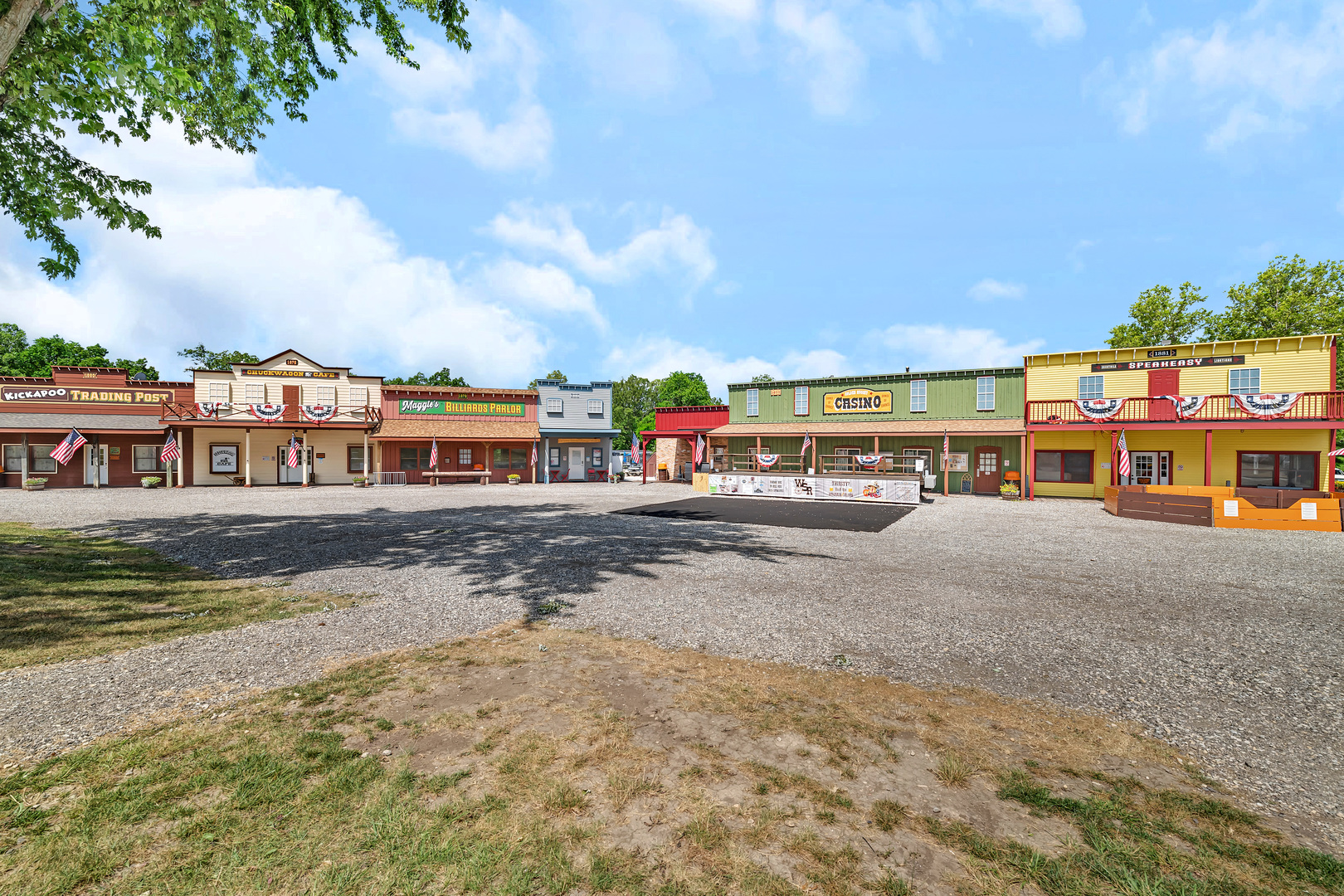 main property photo 45