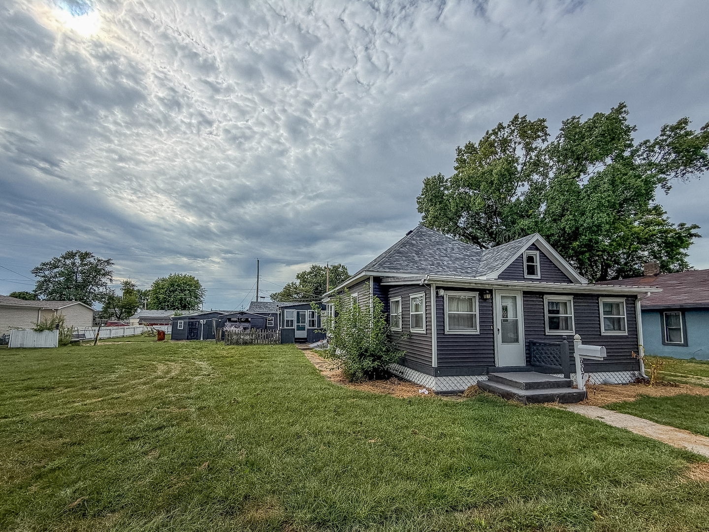 main property photo 25