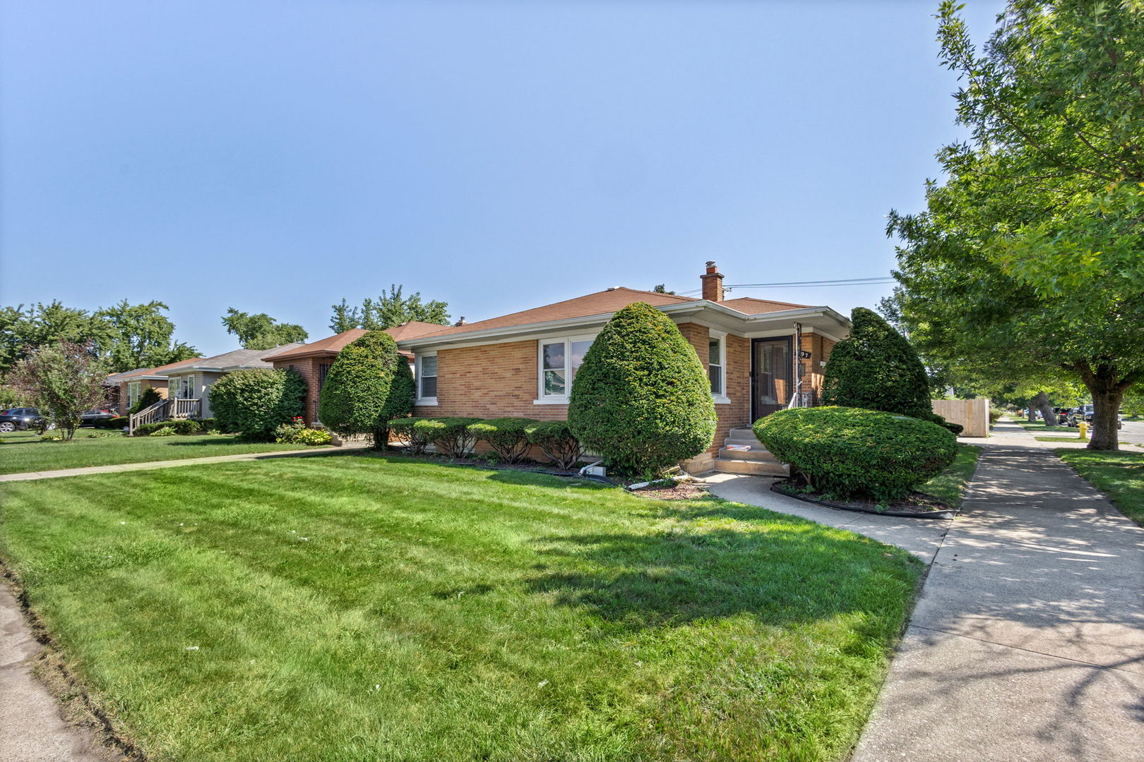 property viewer photo 1