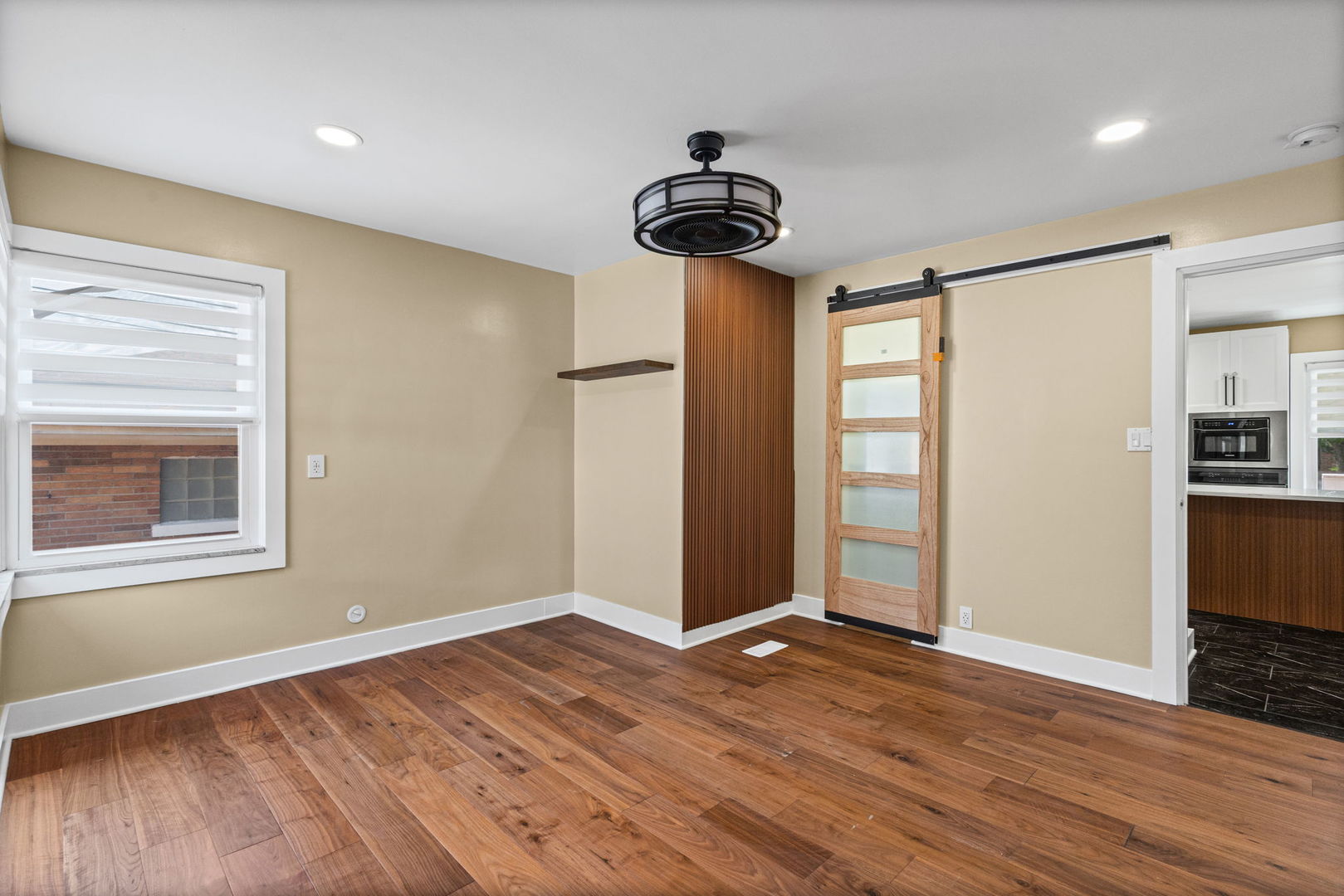 property viewer photo 13