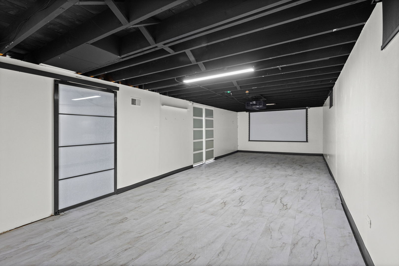 property viewer photo 23