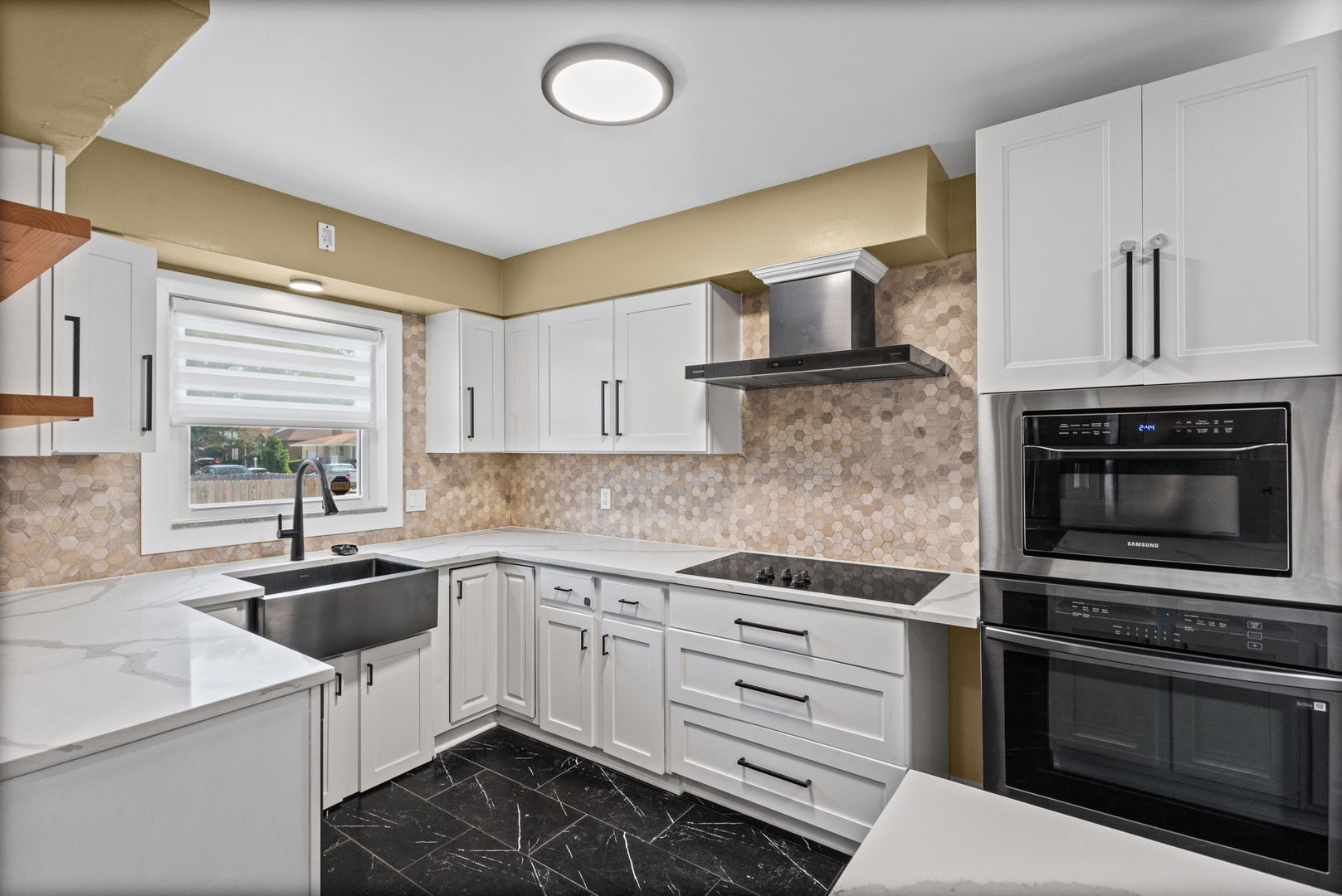property viewer photo 6