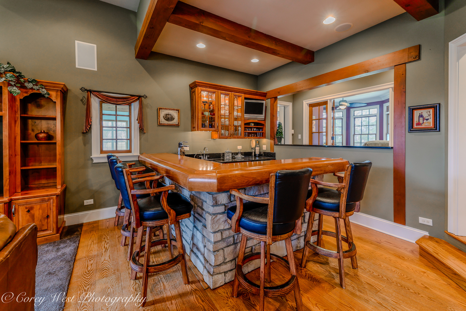 main property photo 29