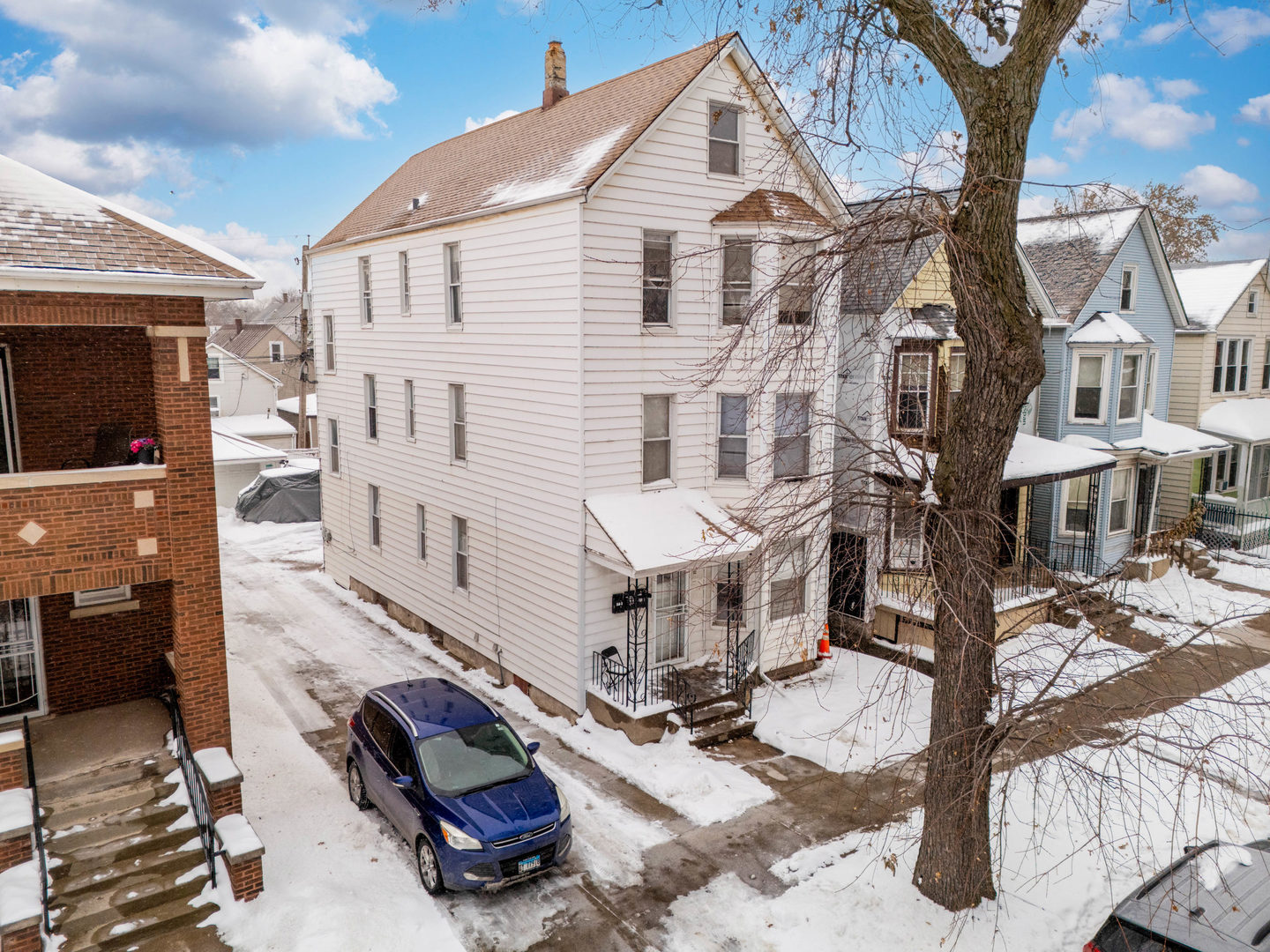 main property photo 35