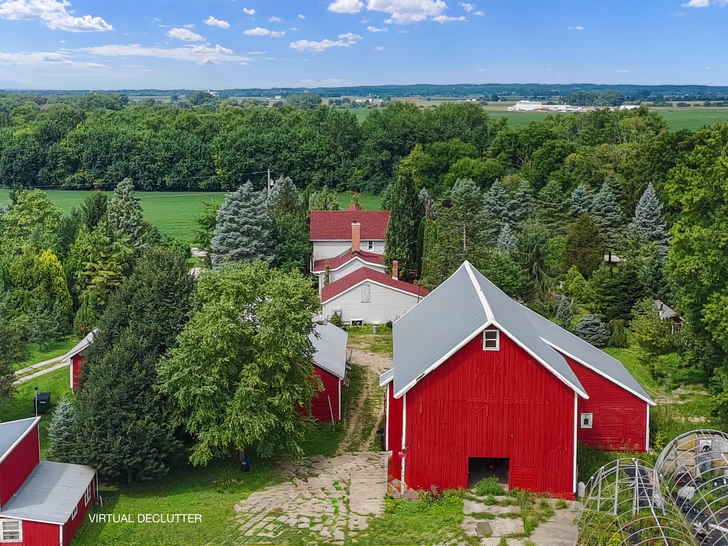 main property photo 11