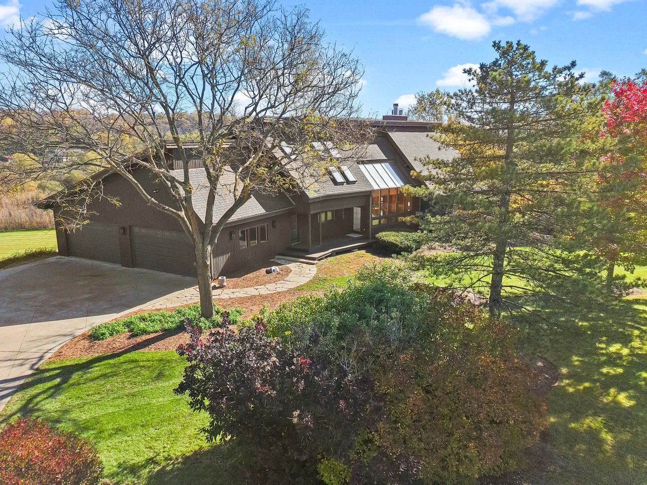 main property photo 48