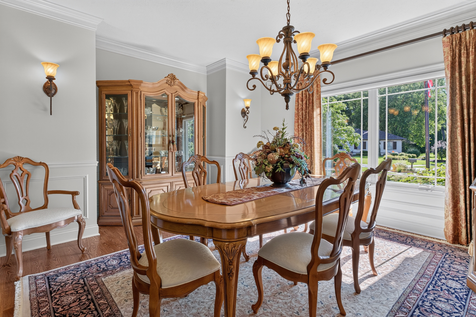property viewer photo 15