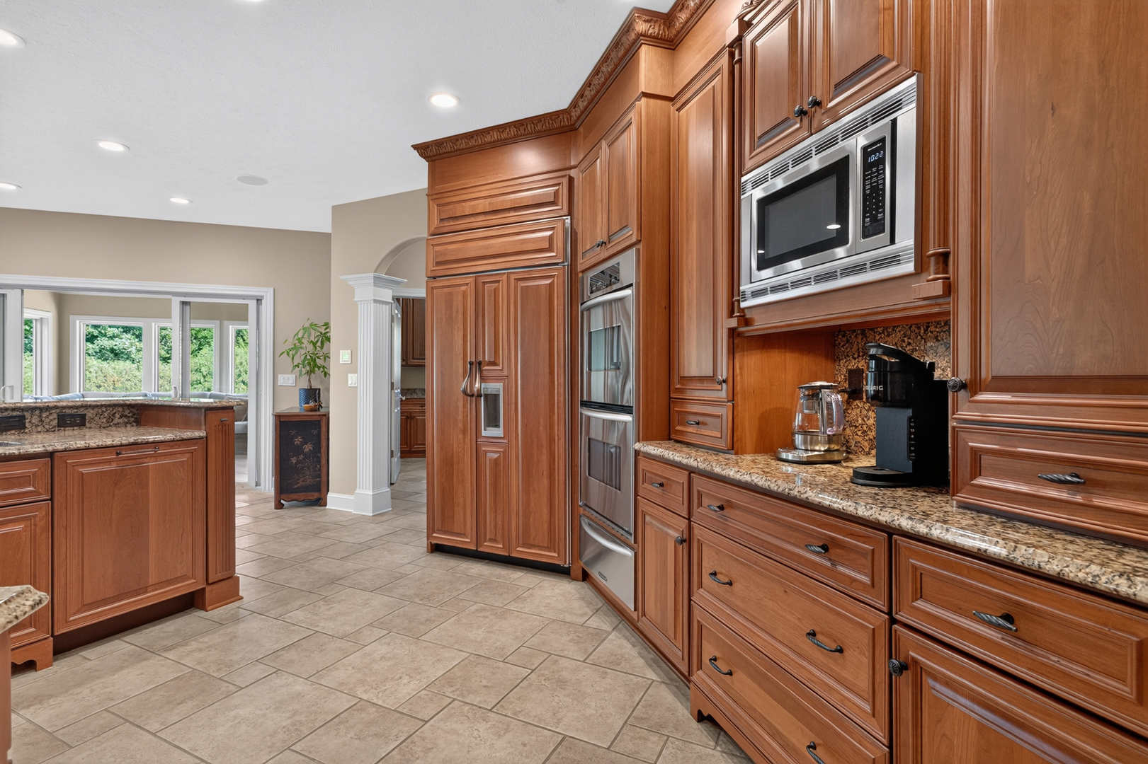 property viewer photo 3