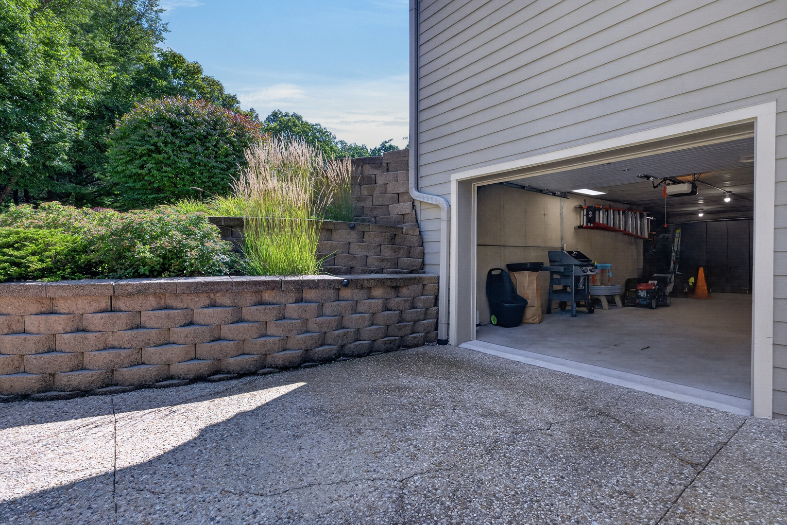 property viewer photo 58