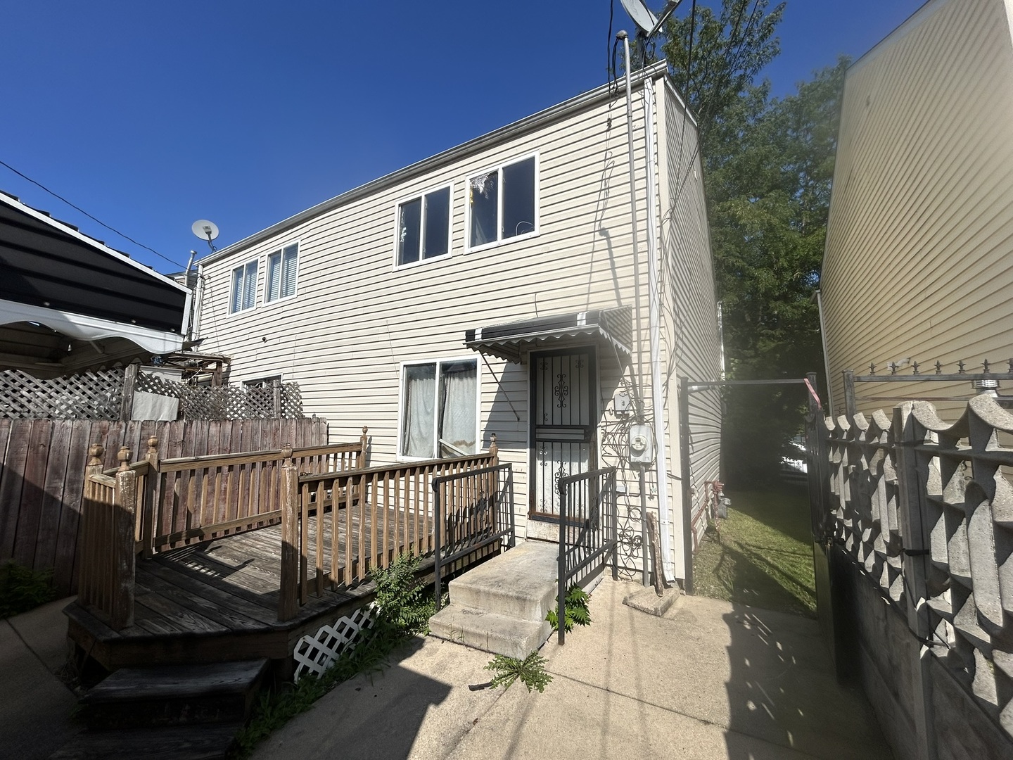 main property photo 3