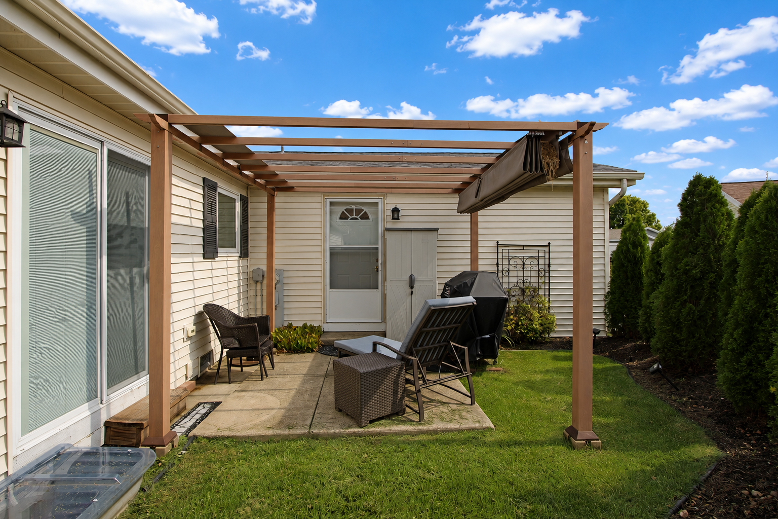 main property photo 45