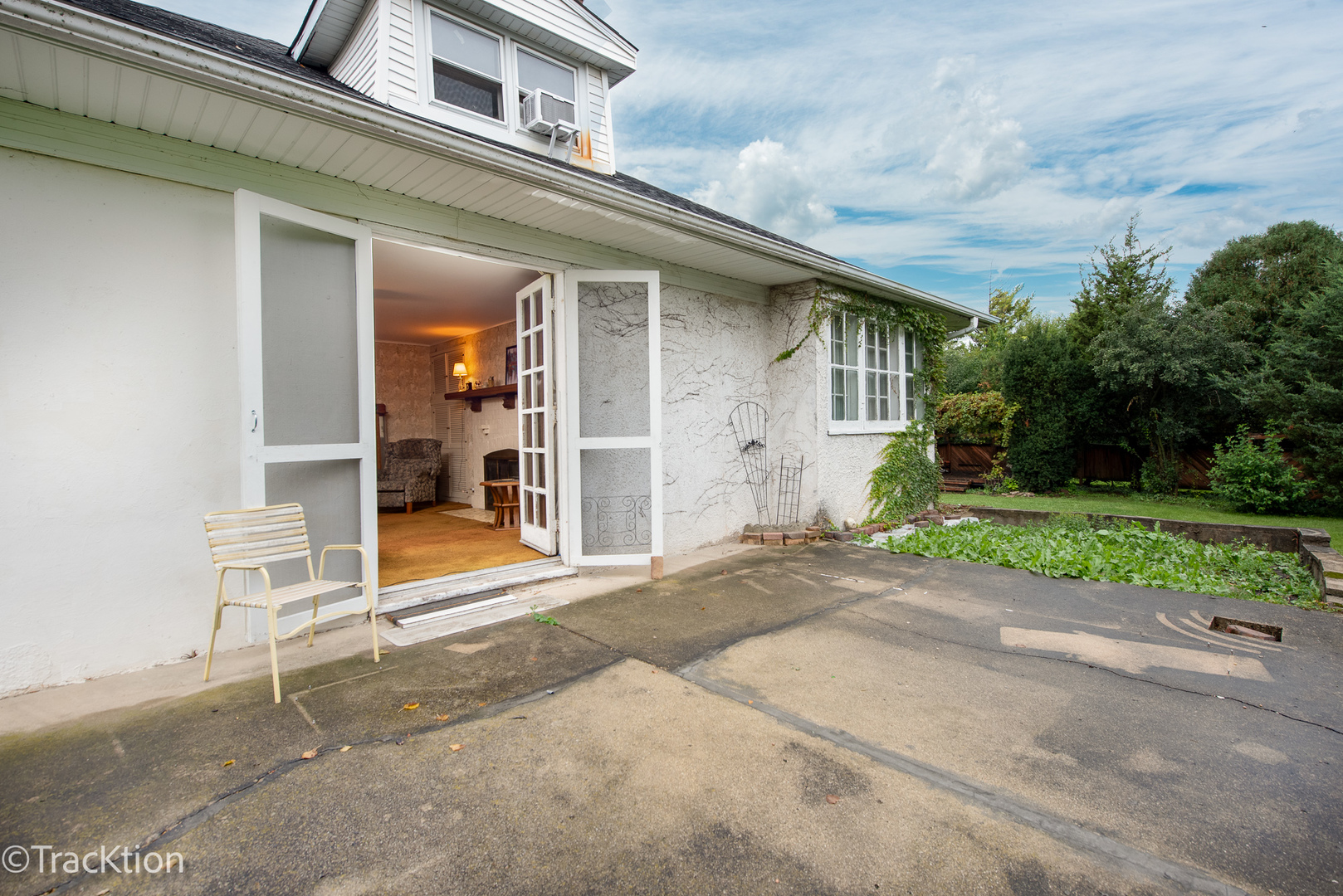 main property photo 16