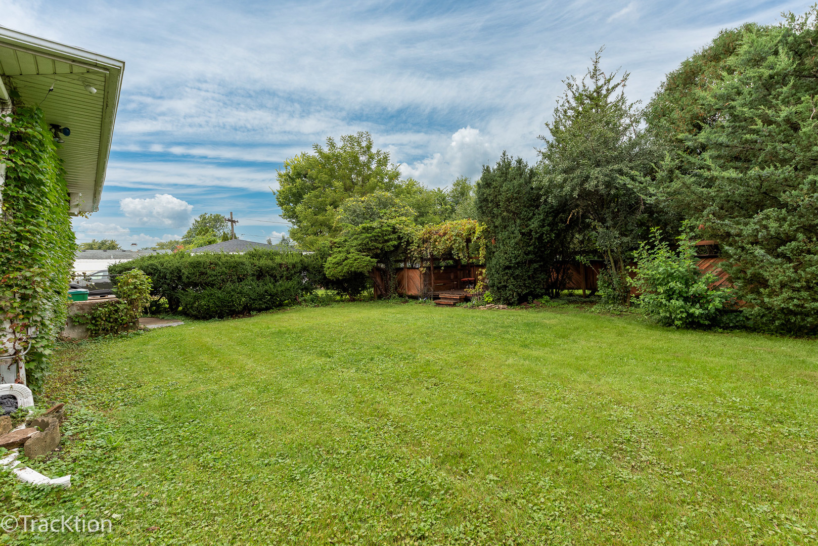 main property photo 18