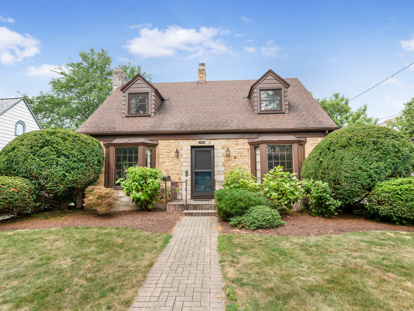 main property photo 2
