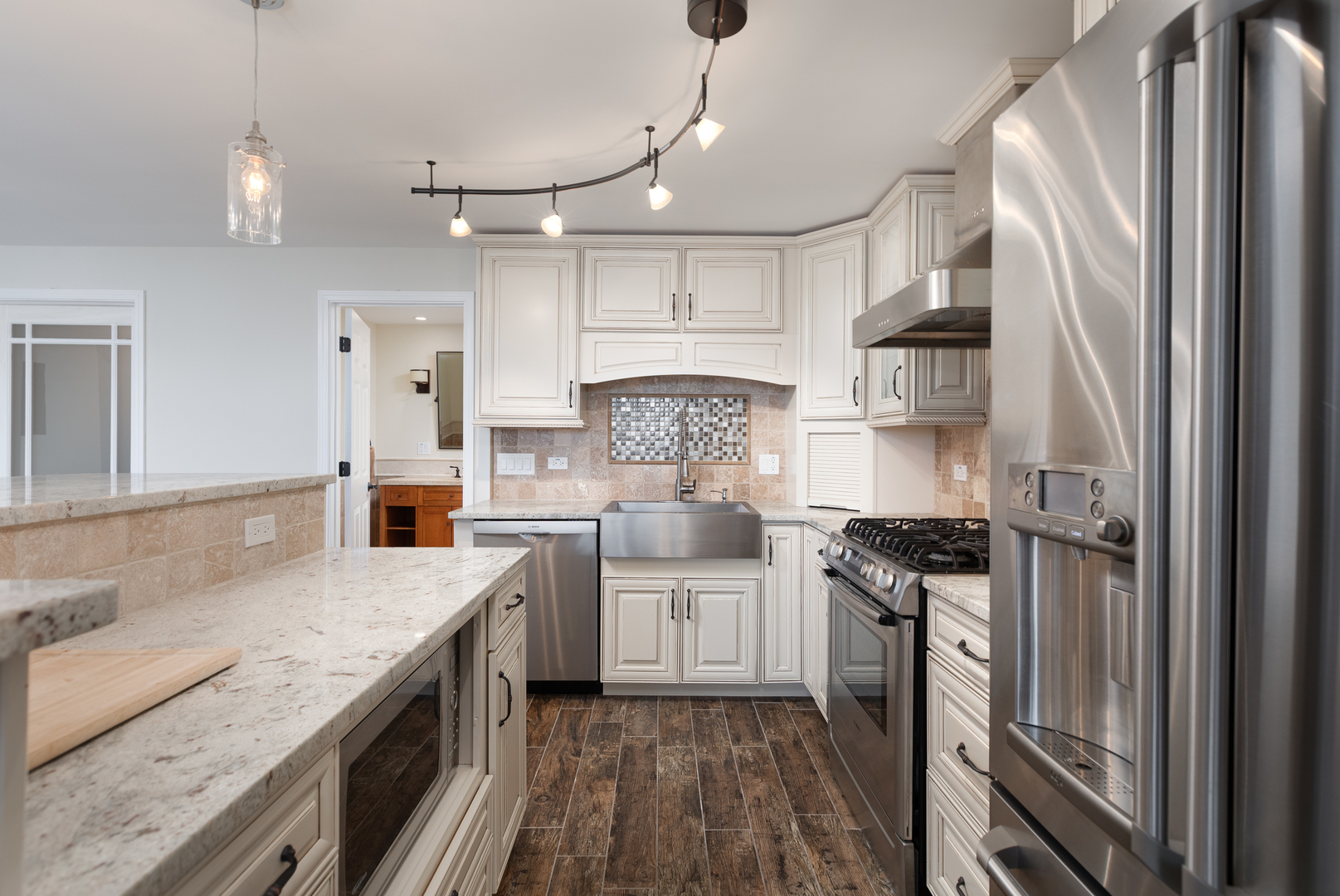 main property photo 51