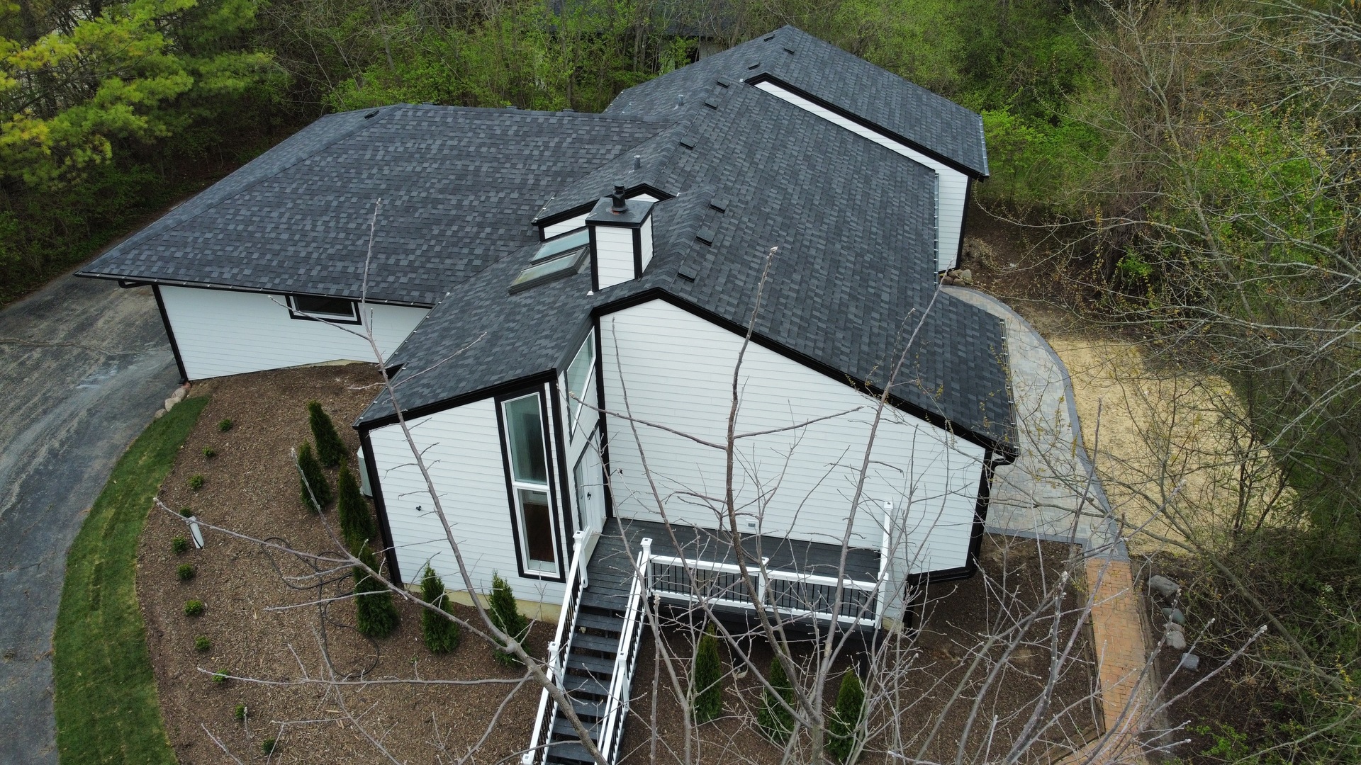 main property photo 44