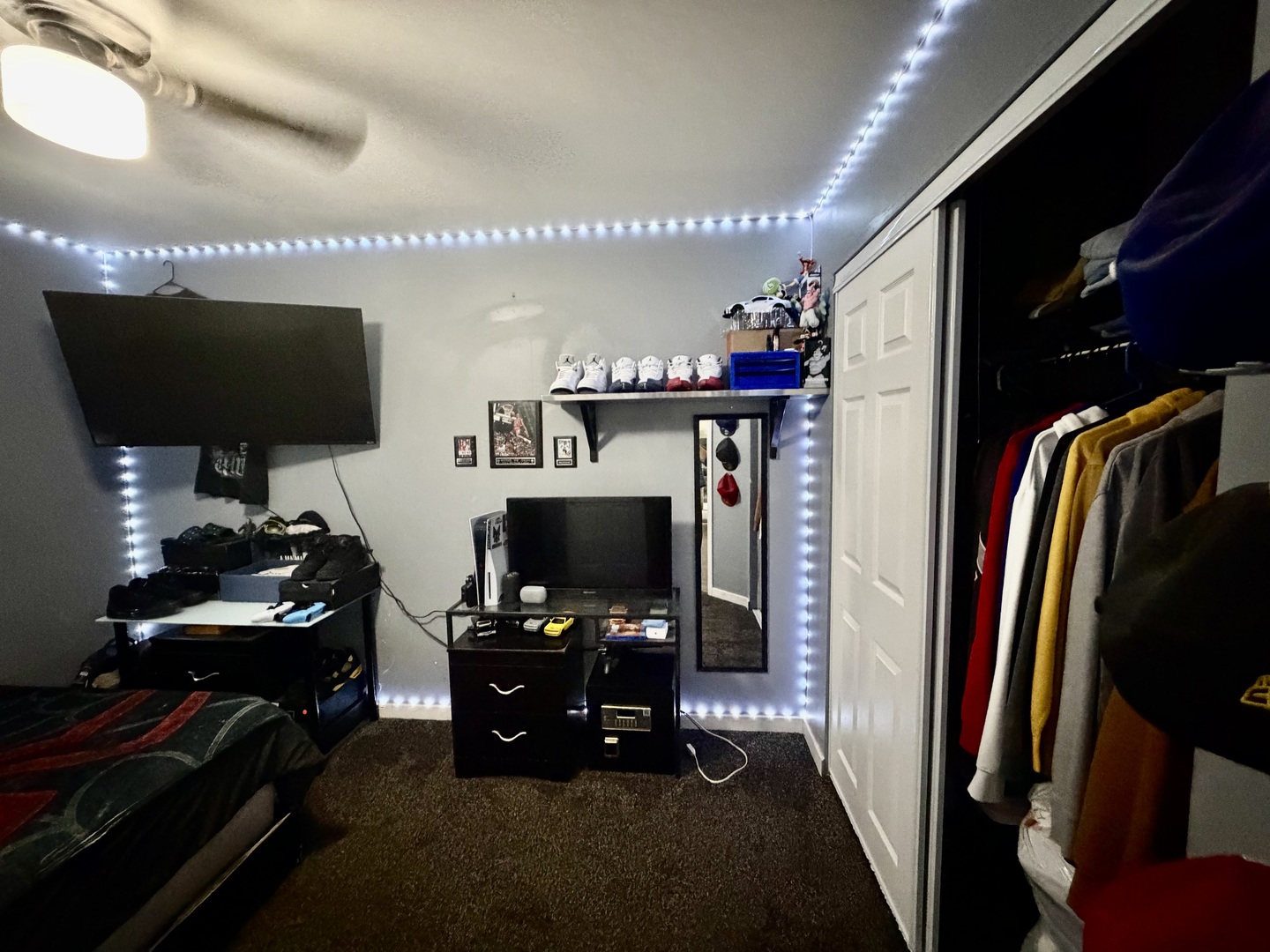 main property photo 25