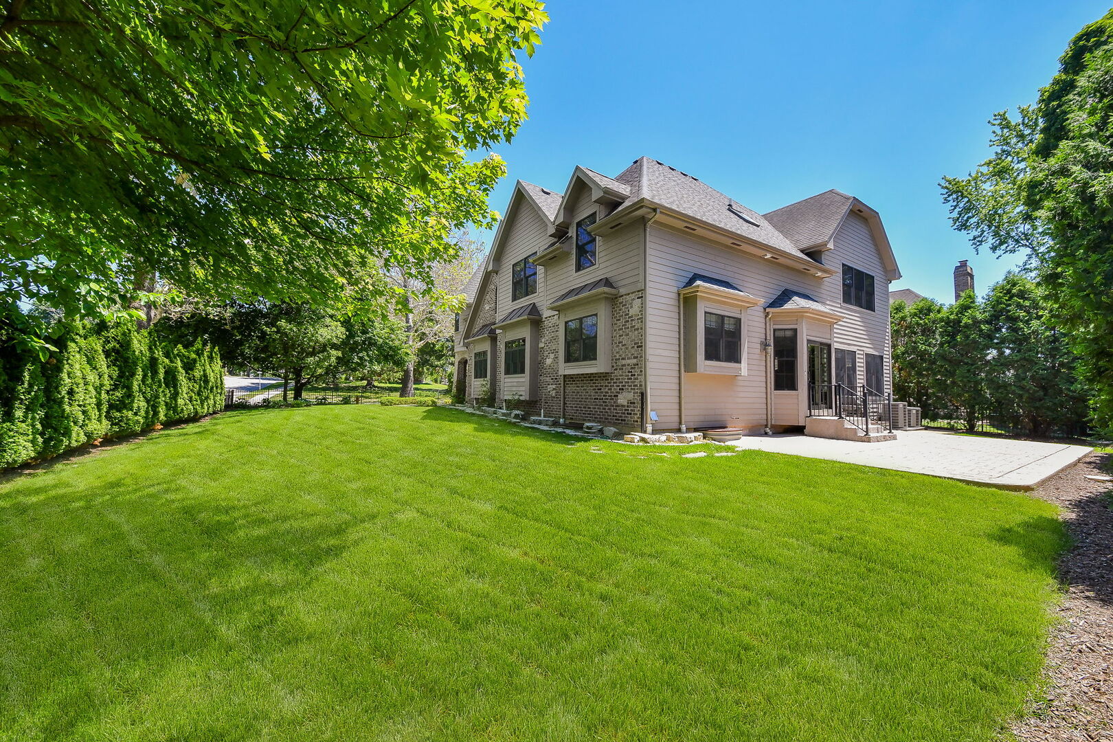 main property photo 50