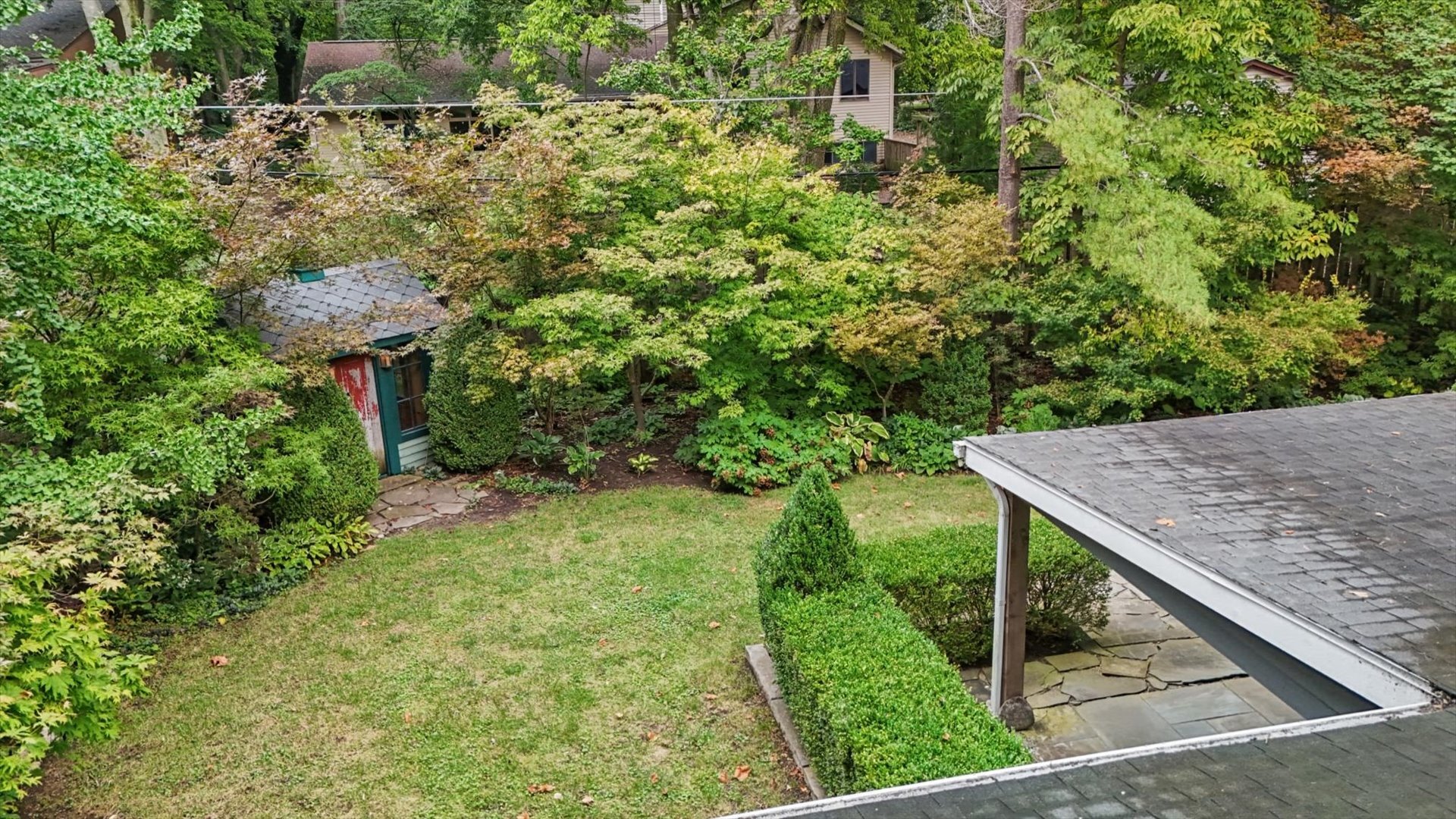 main property photo 64