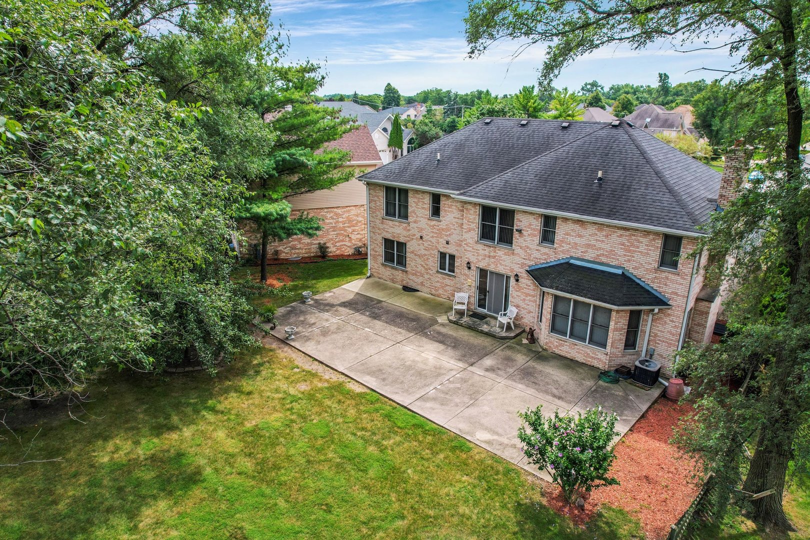 main property photo 37