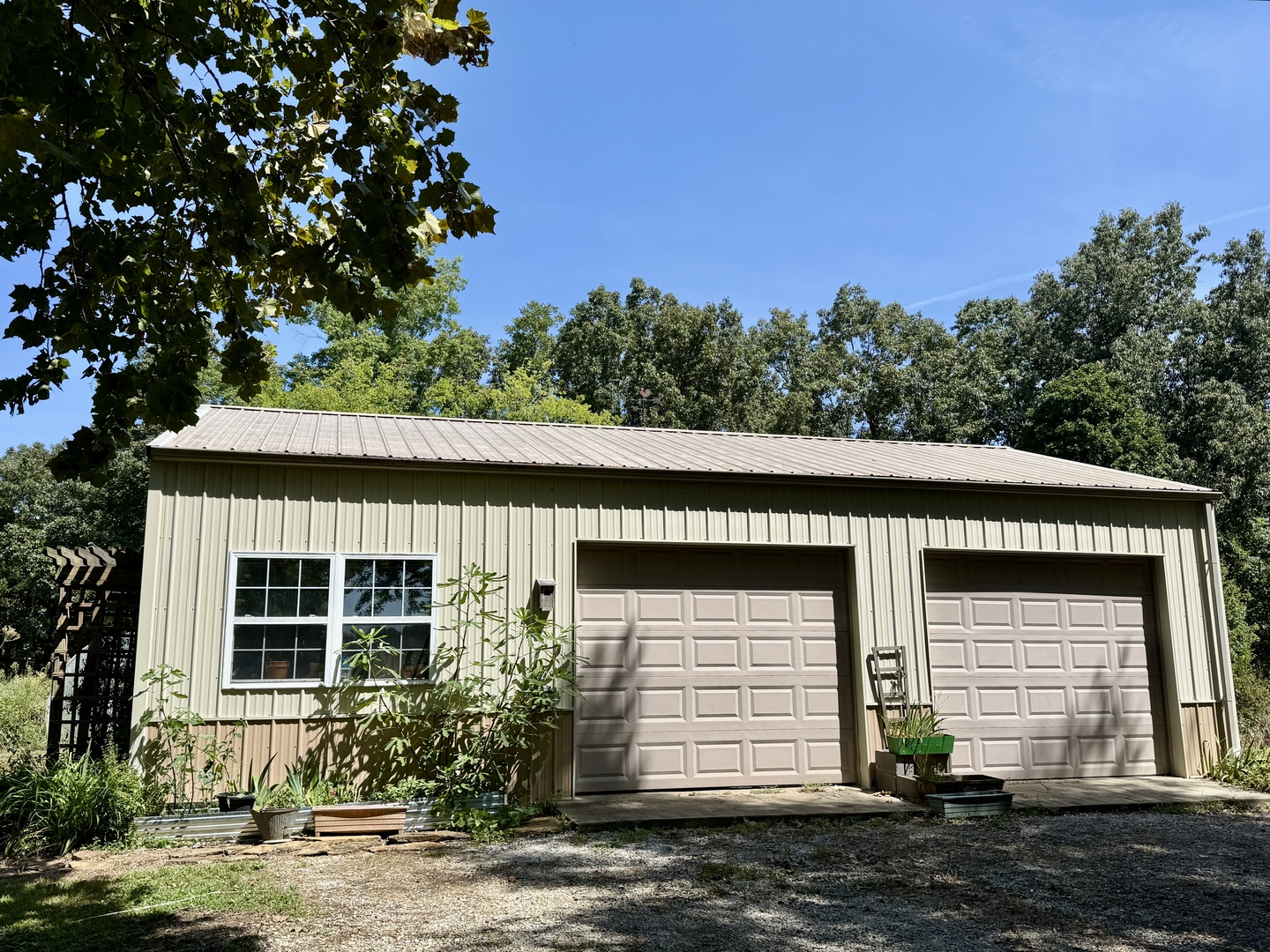 main property photo 26