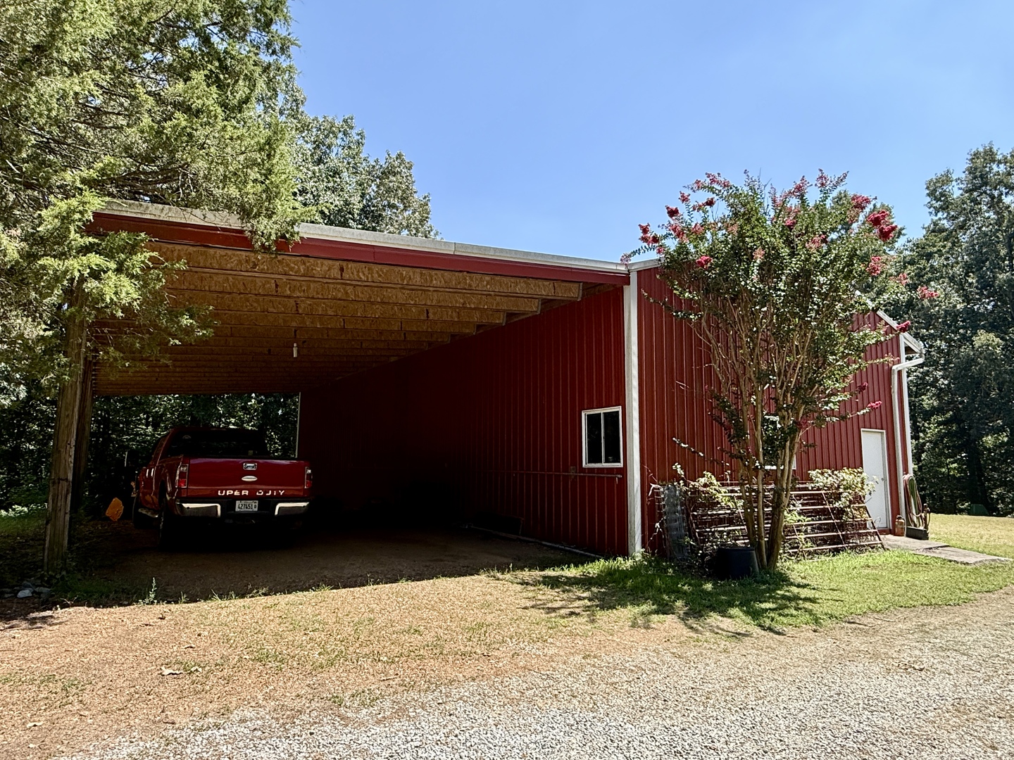 main property photo 35