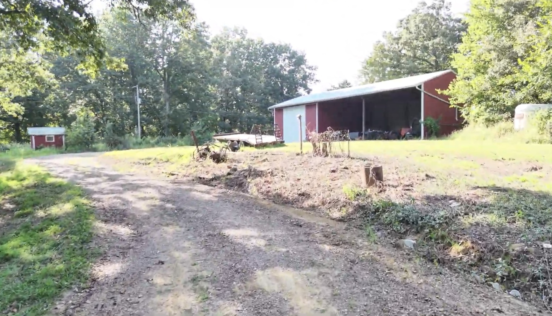 main property photo 45