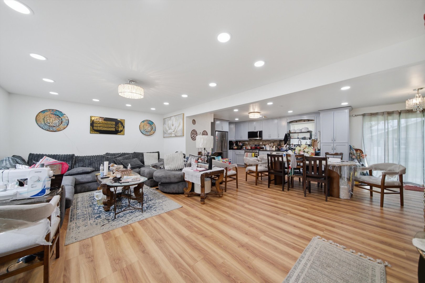 main property photo 13