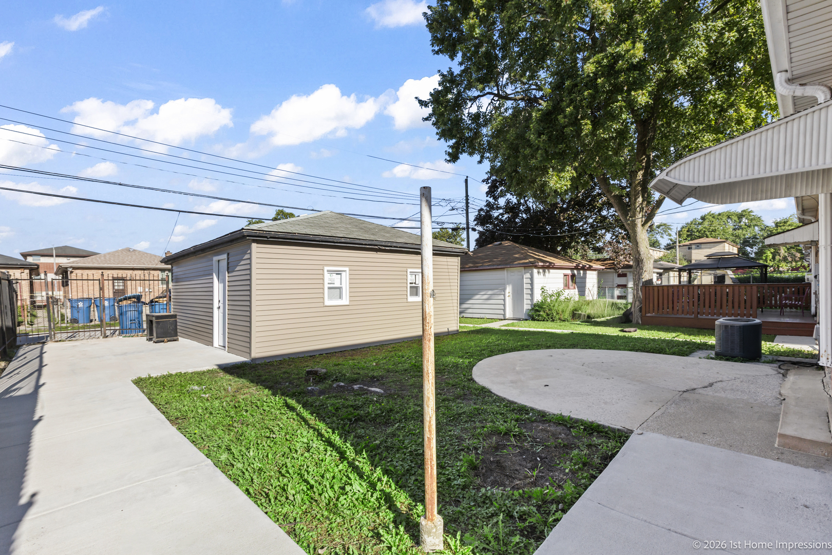 main property photo 23