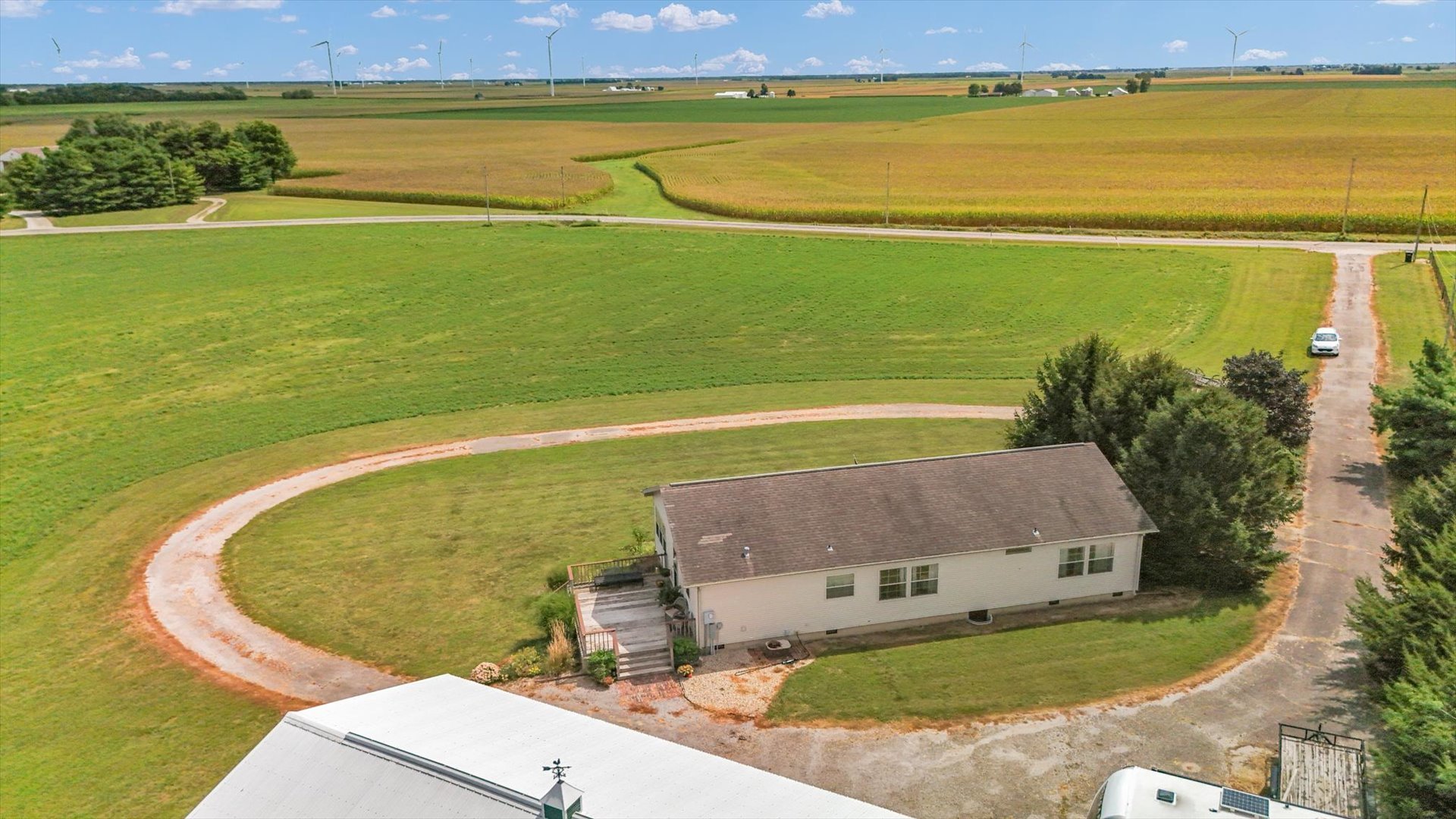 main property photo 45