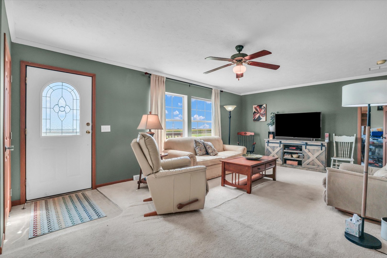 main property photo 9