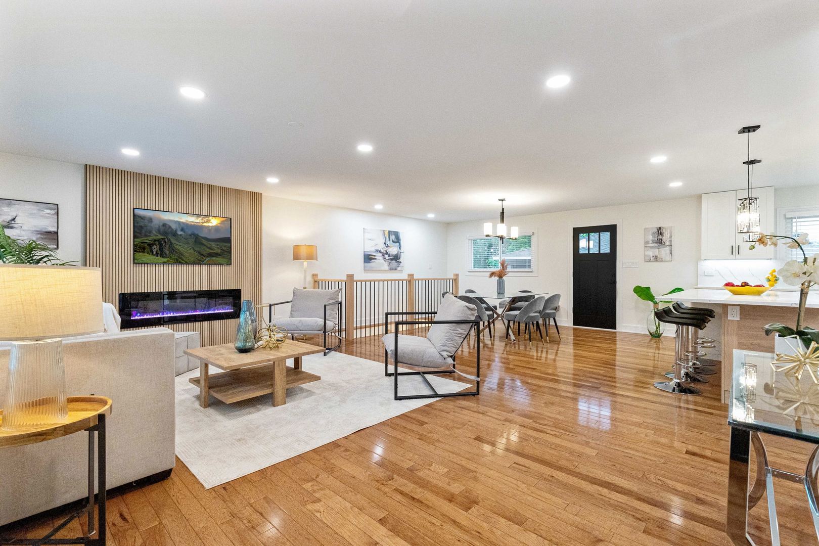property viewer photo 1
