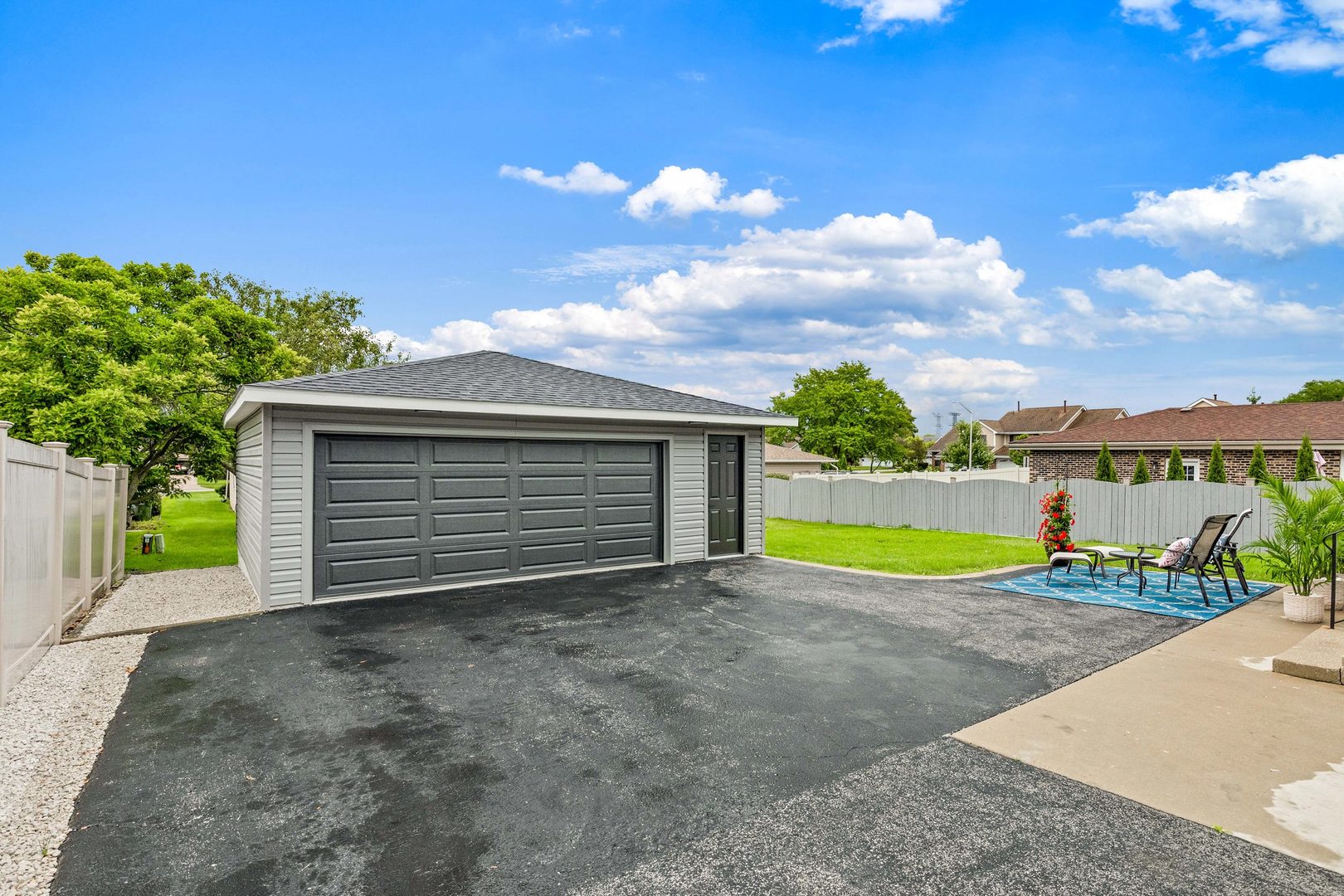 property viewer photo 24