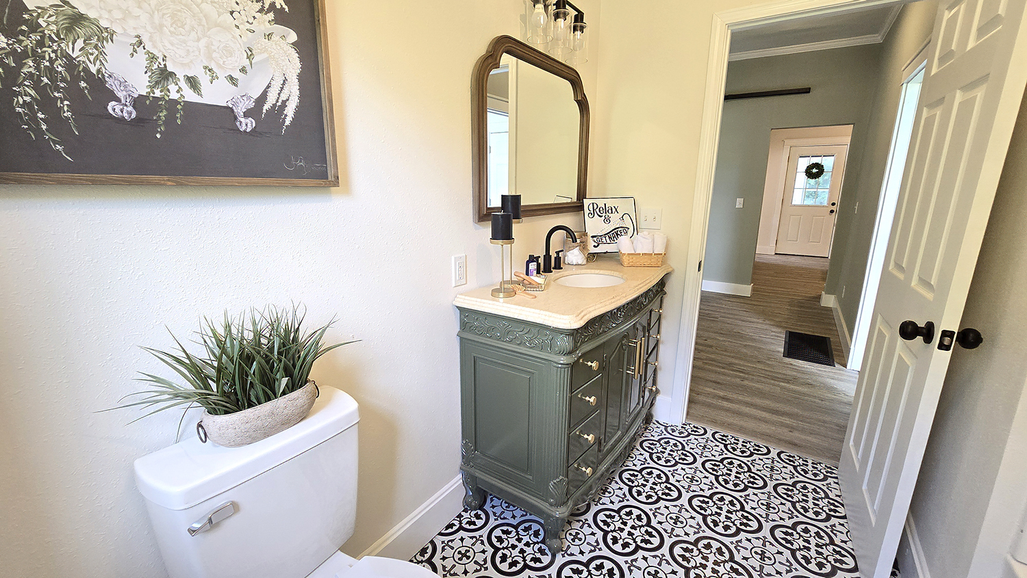 main property photo 41