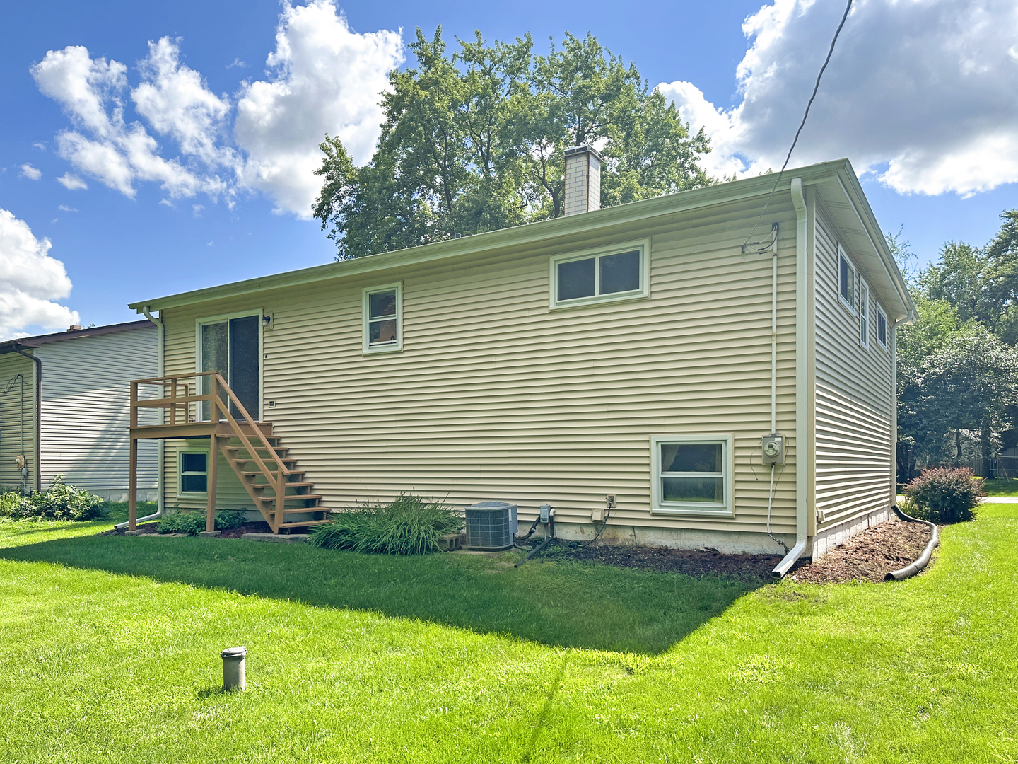 main property photo 18
