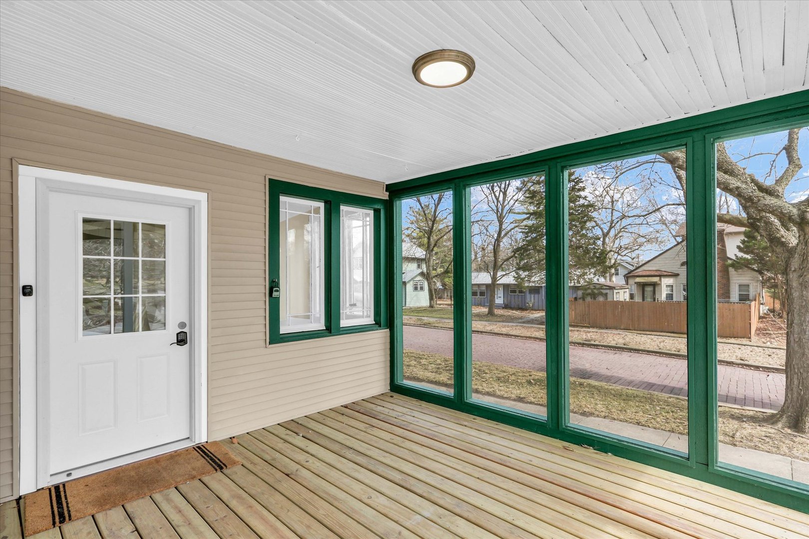 main property photo 4