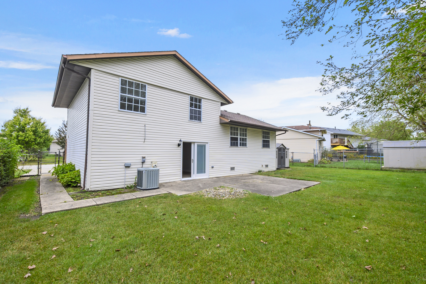 main property photo 26