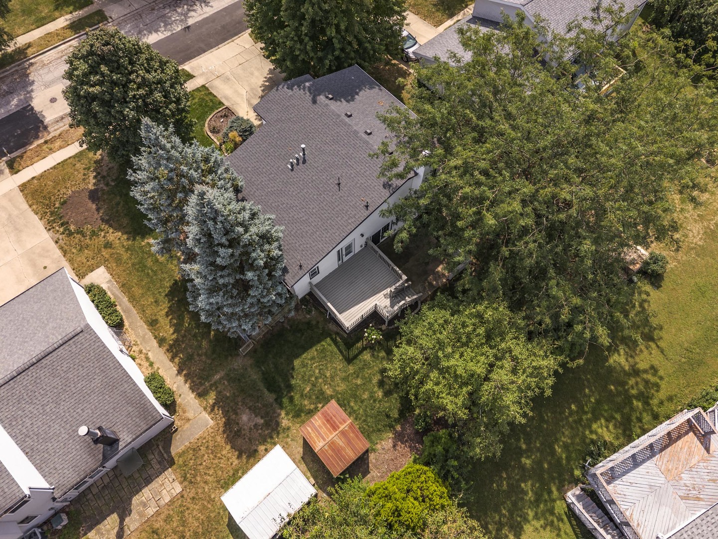 main property photo 41