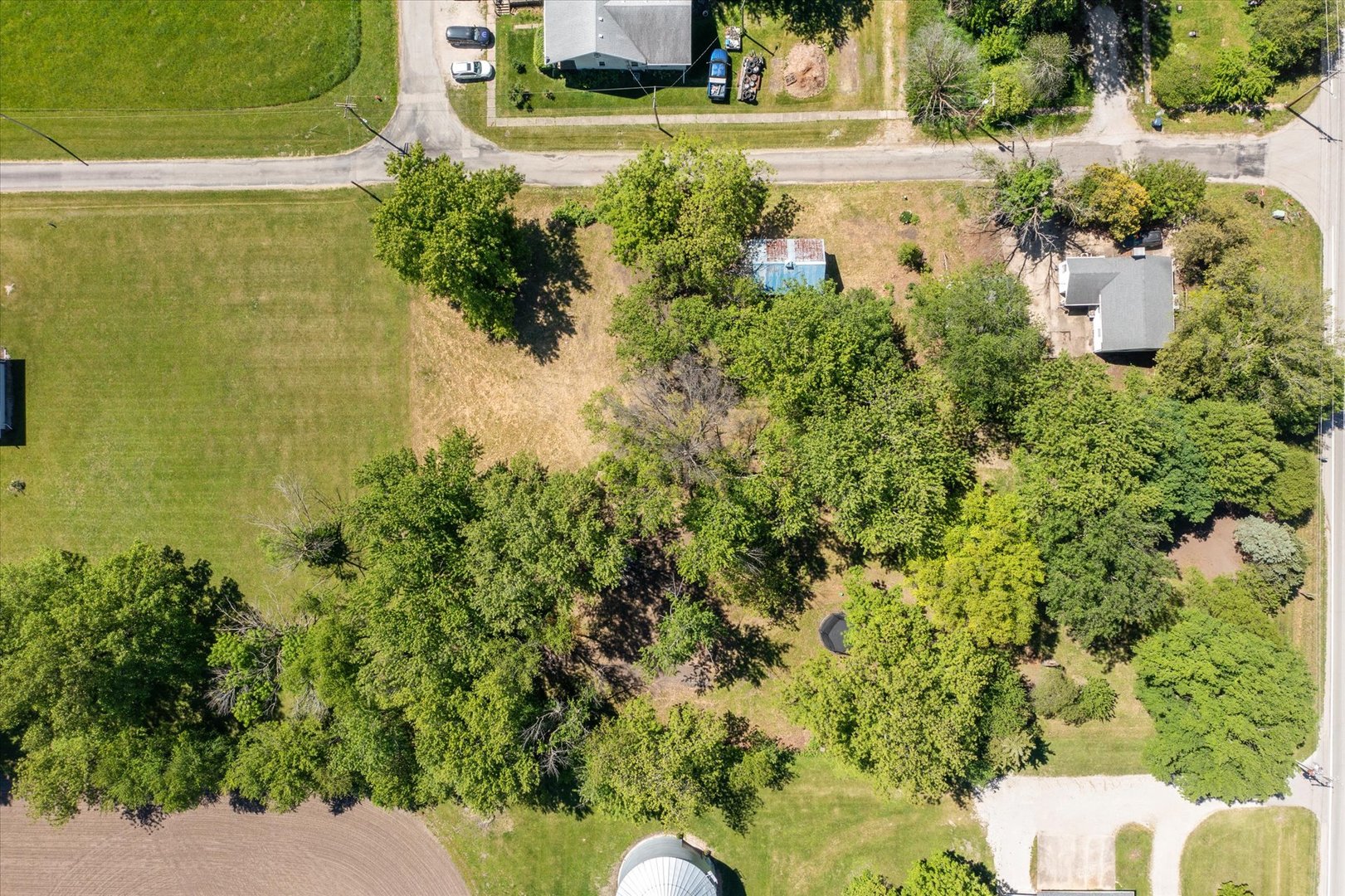 main property photo 3