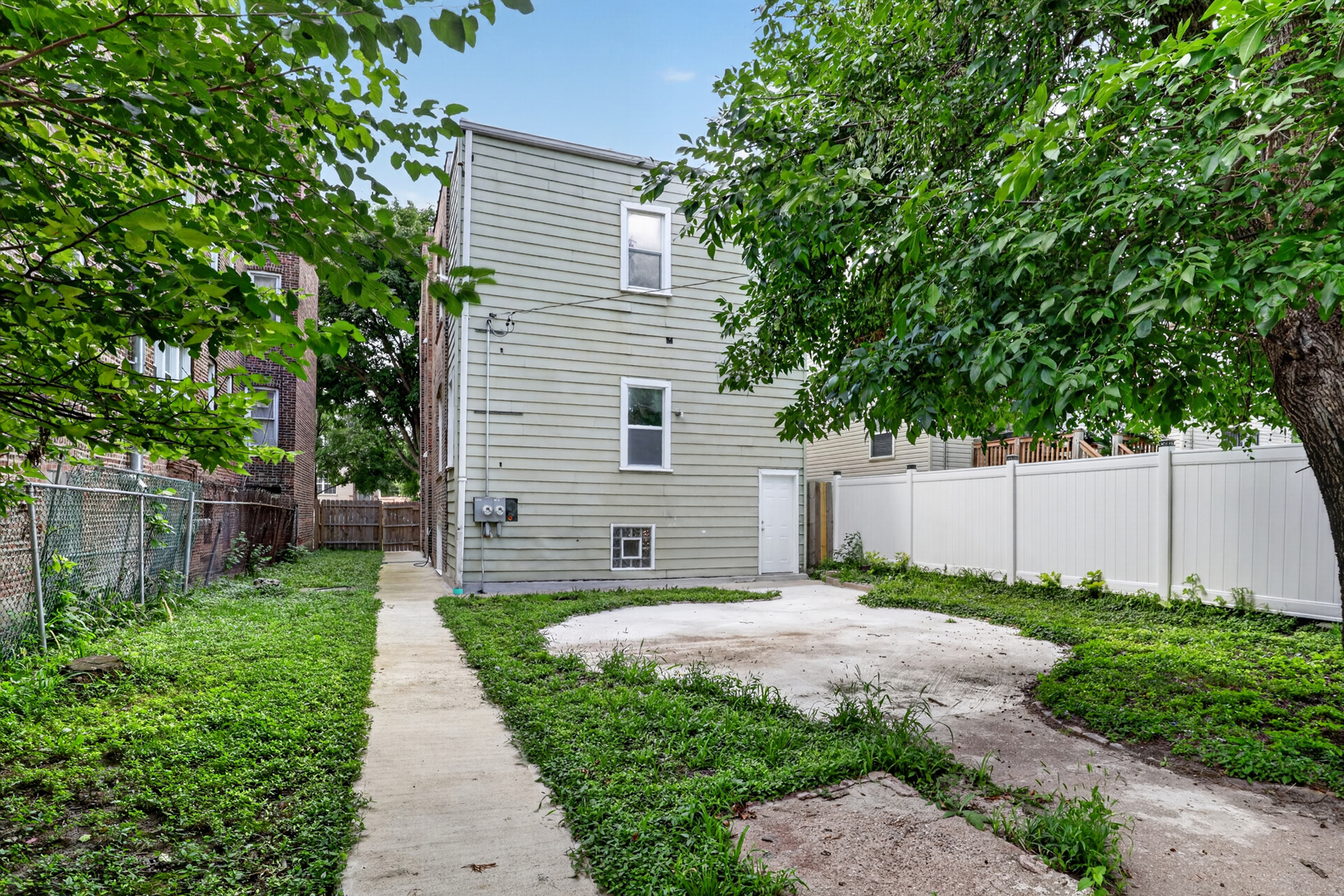 main property photo 66