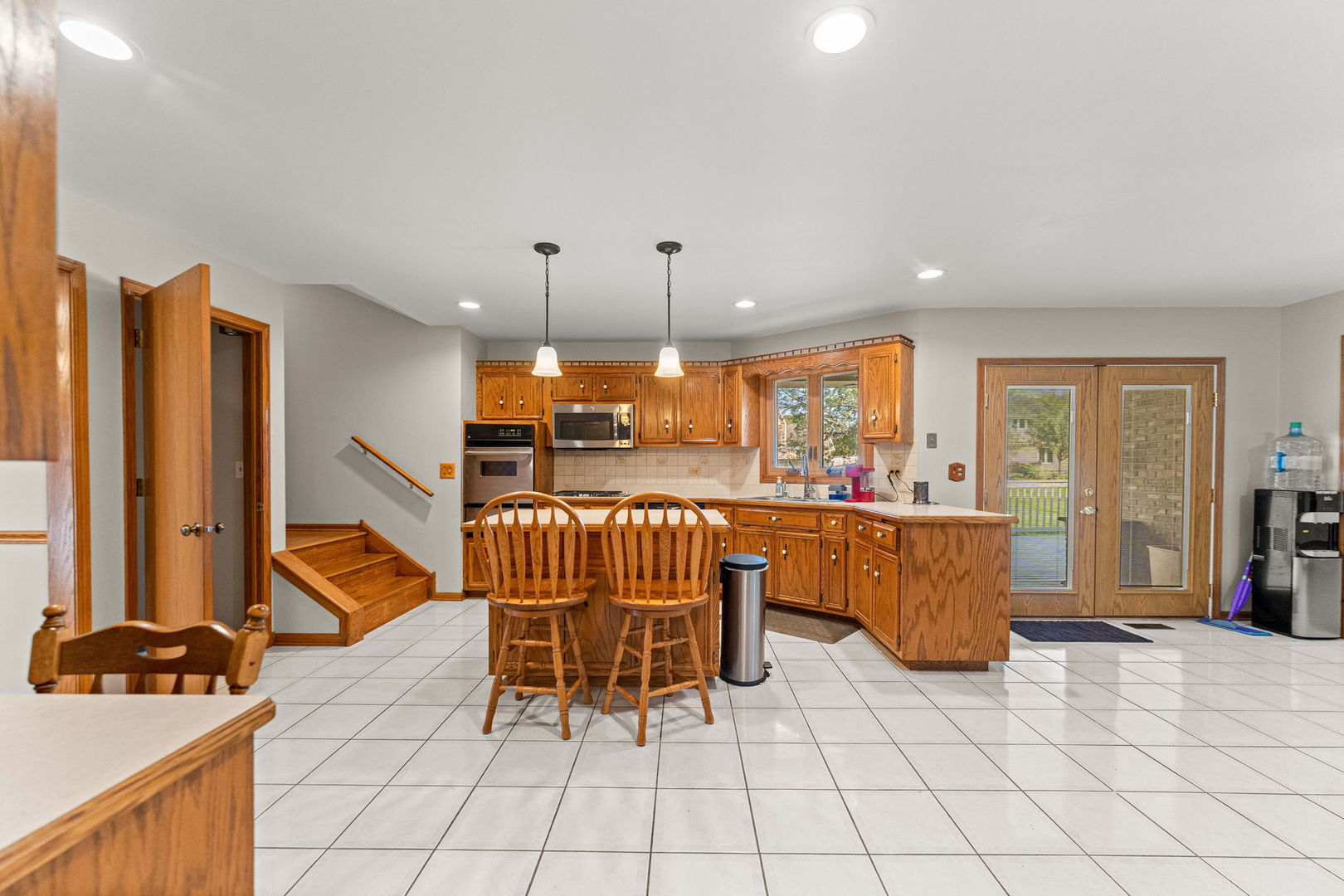 main property photo 9