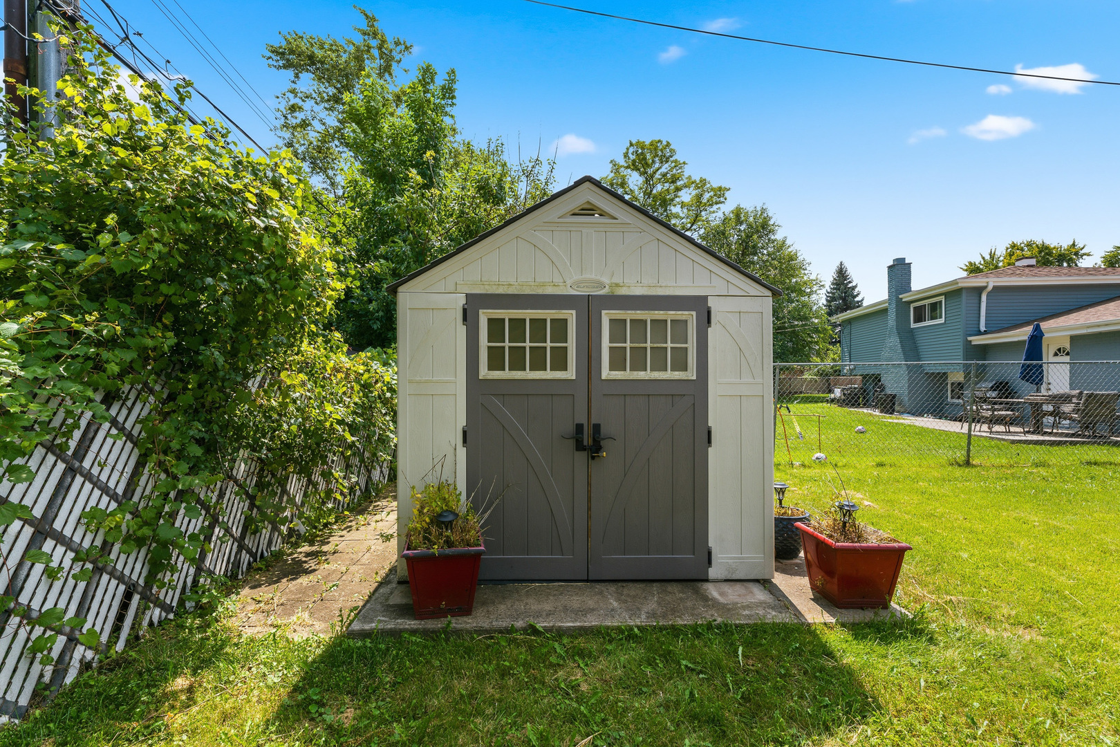 main property photo 42