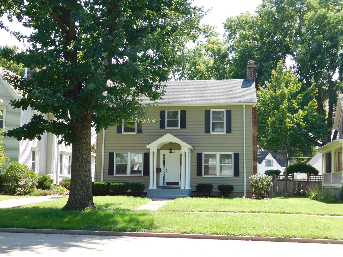 main property photo 2