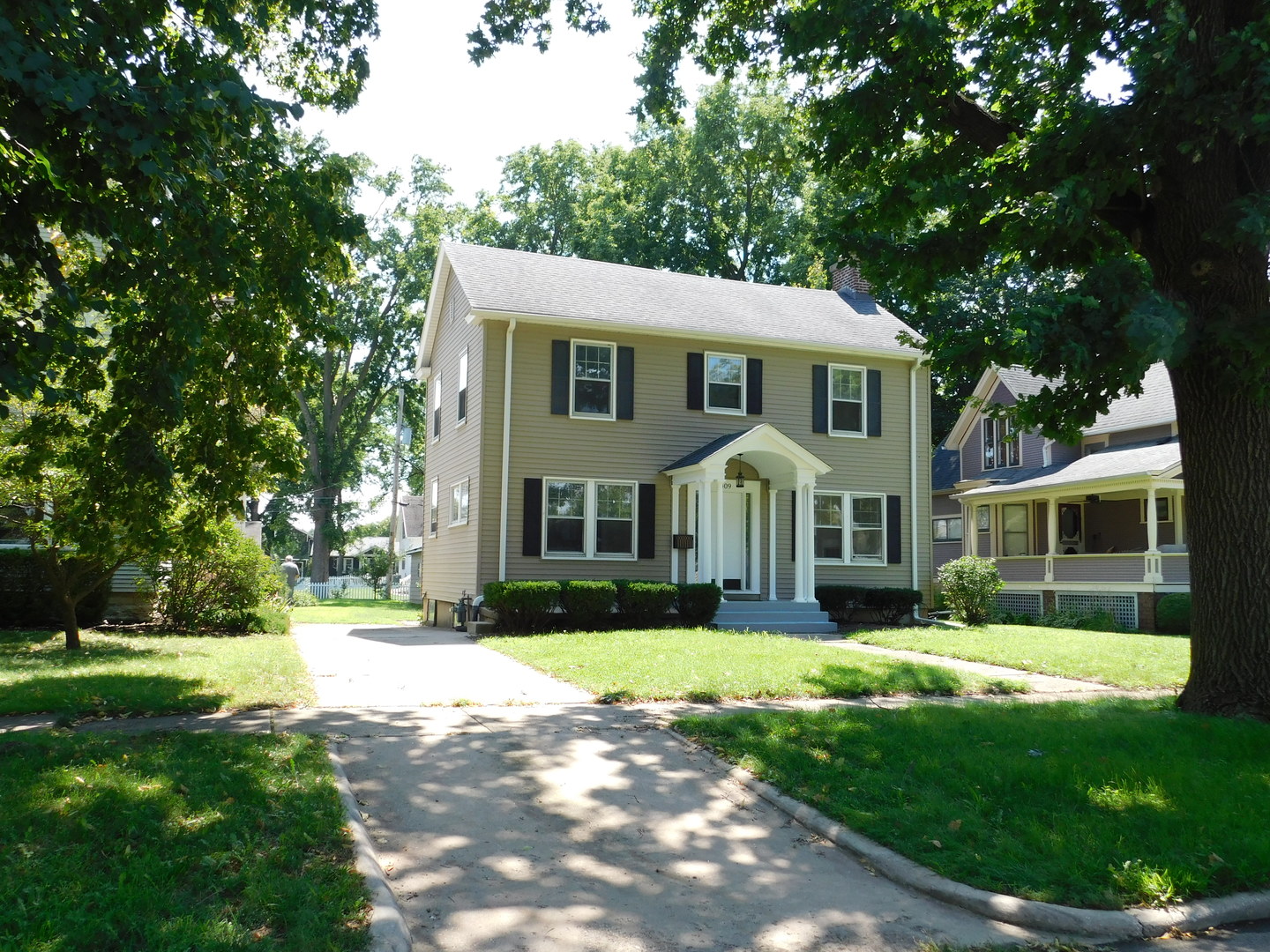 main property photo 3