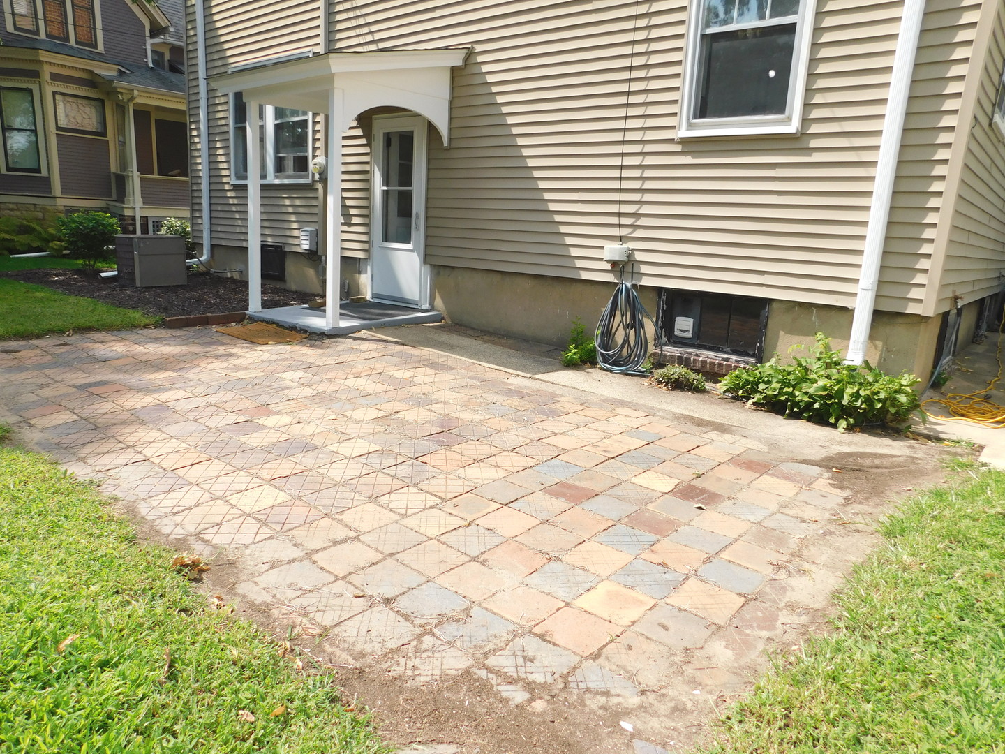 main property photo 32