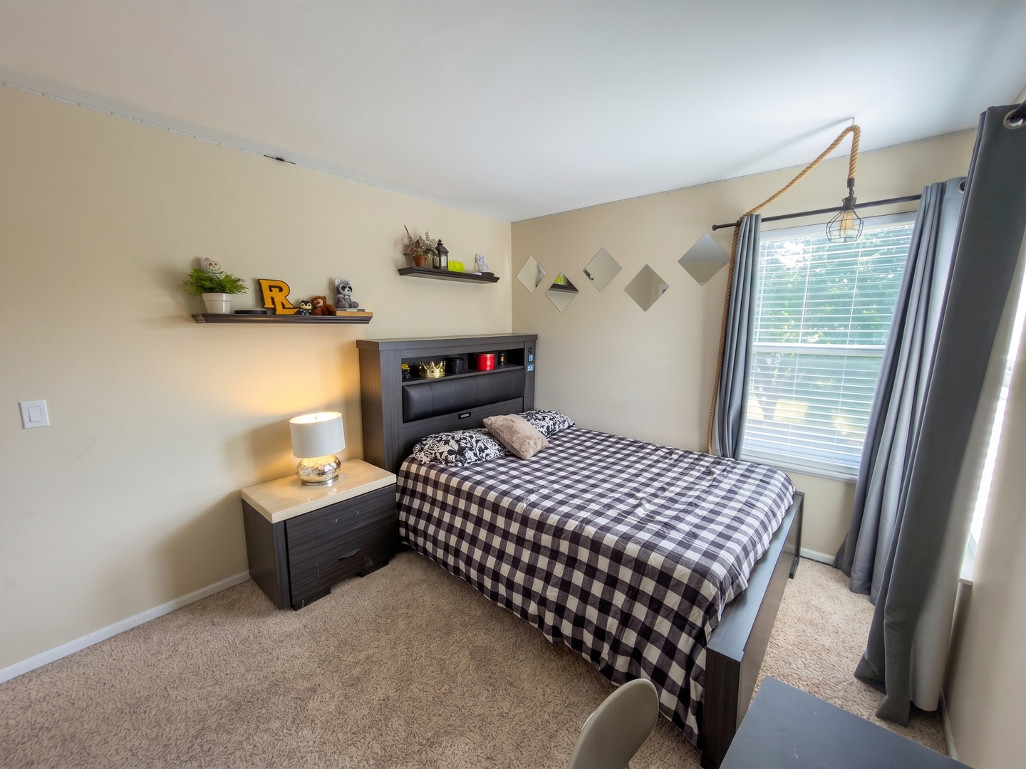 main property photo 21