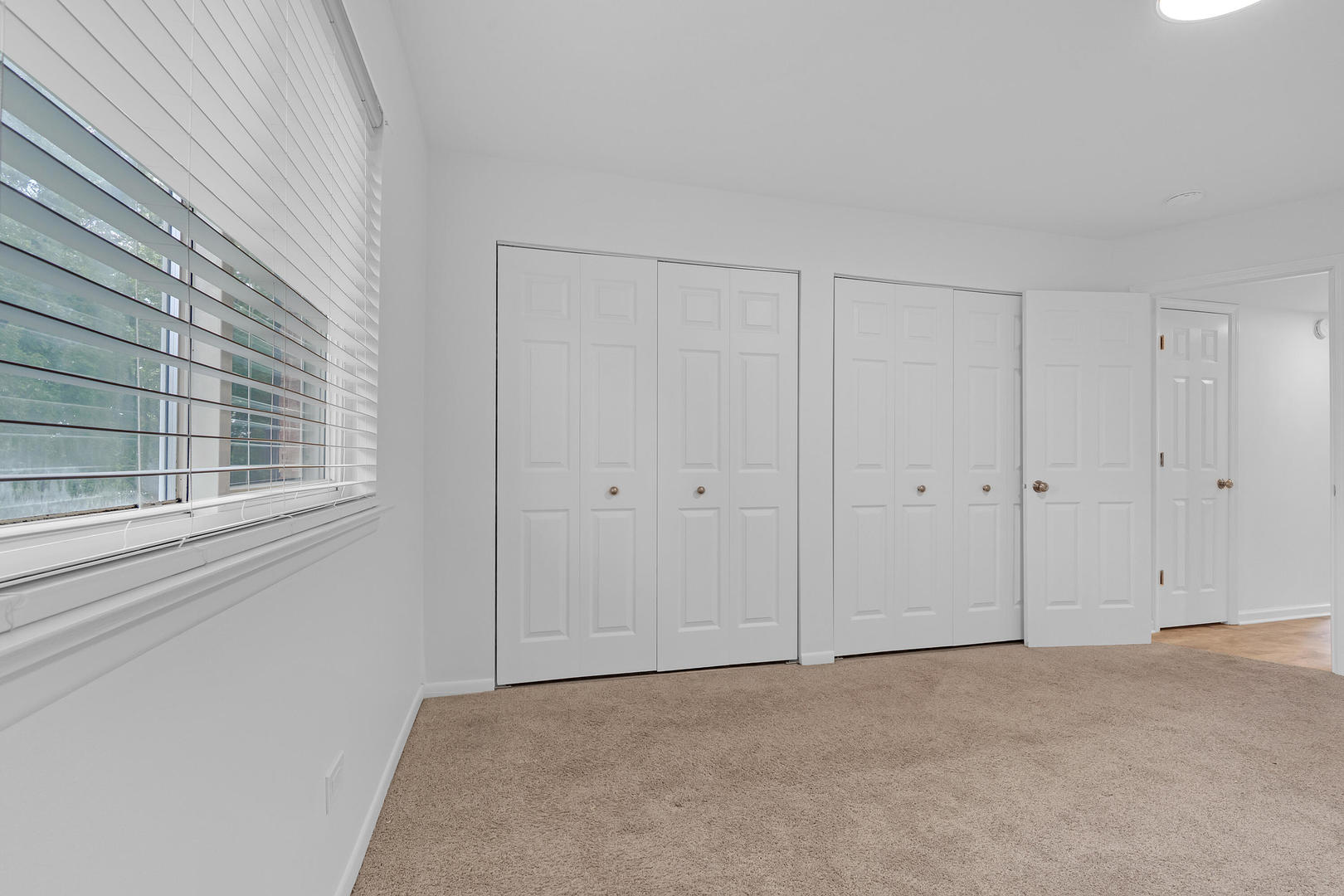 property viewer photo 13