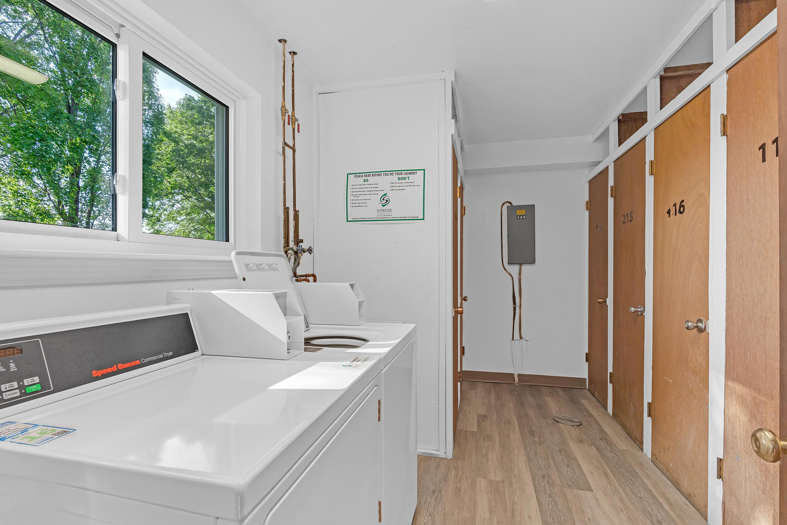property viewer photo 16