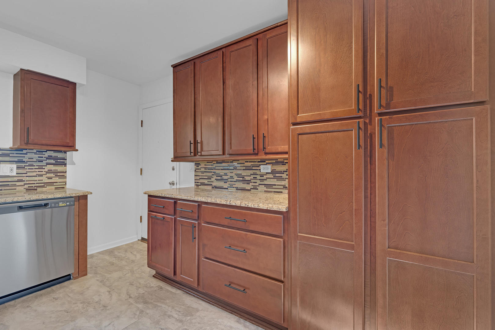 property viewer photo 4